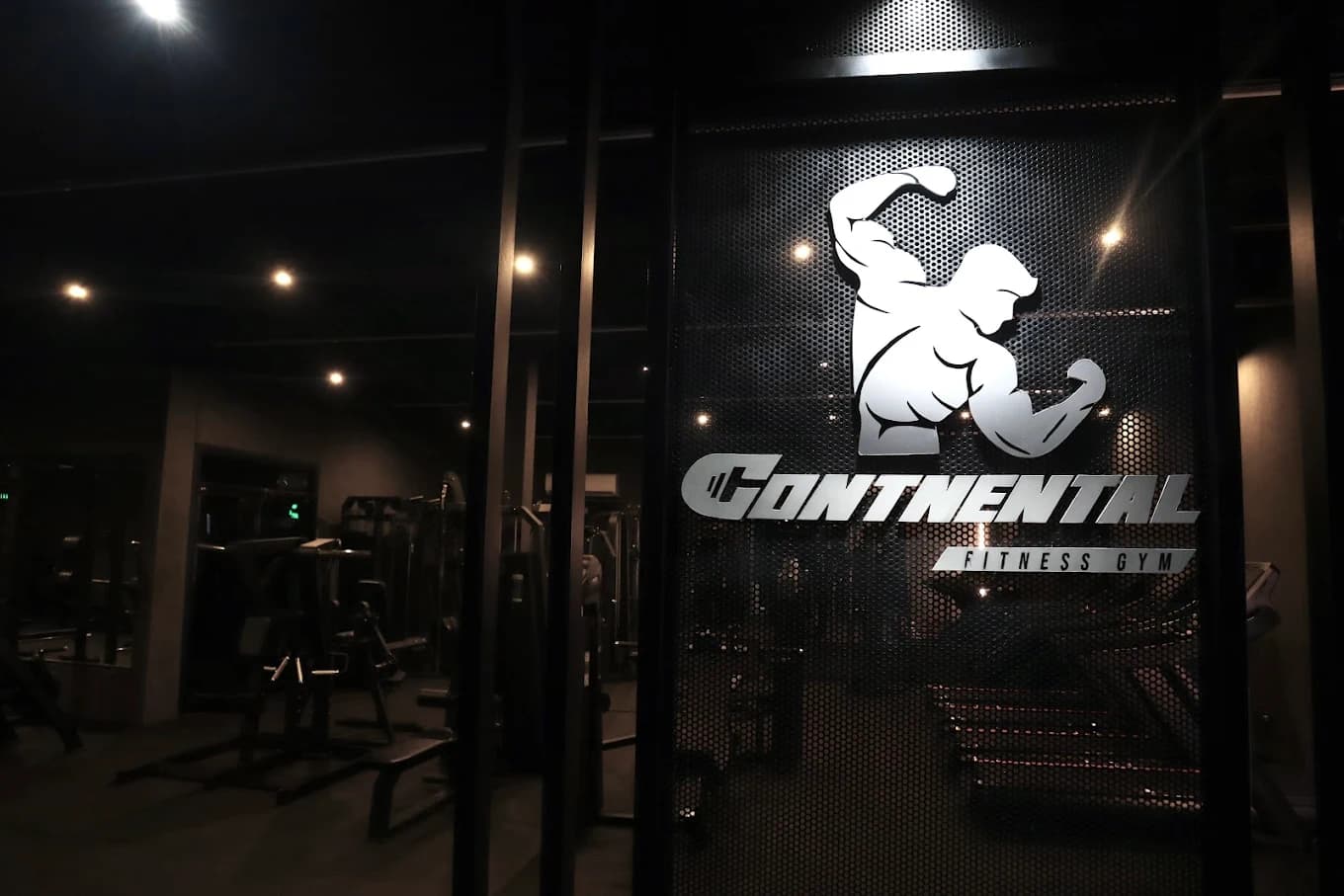 Contnental Fitness hero background